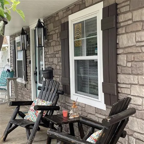 Masonry Contractor - Unified Home Remodeling Tando stone siding installed on a porch by a Long Island masonry contractor.