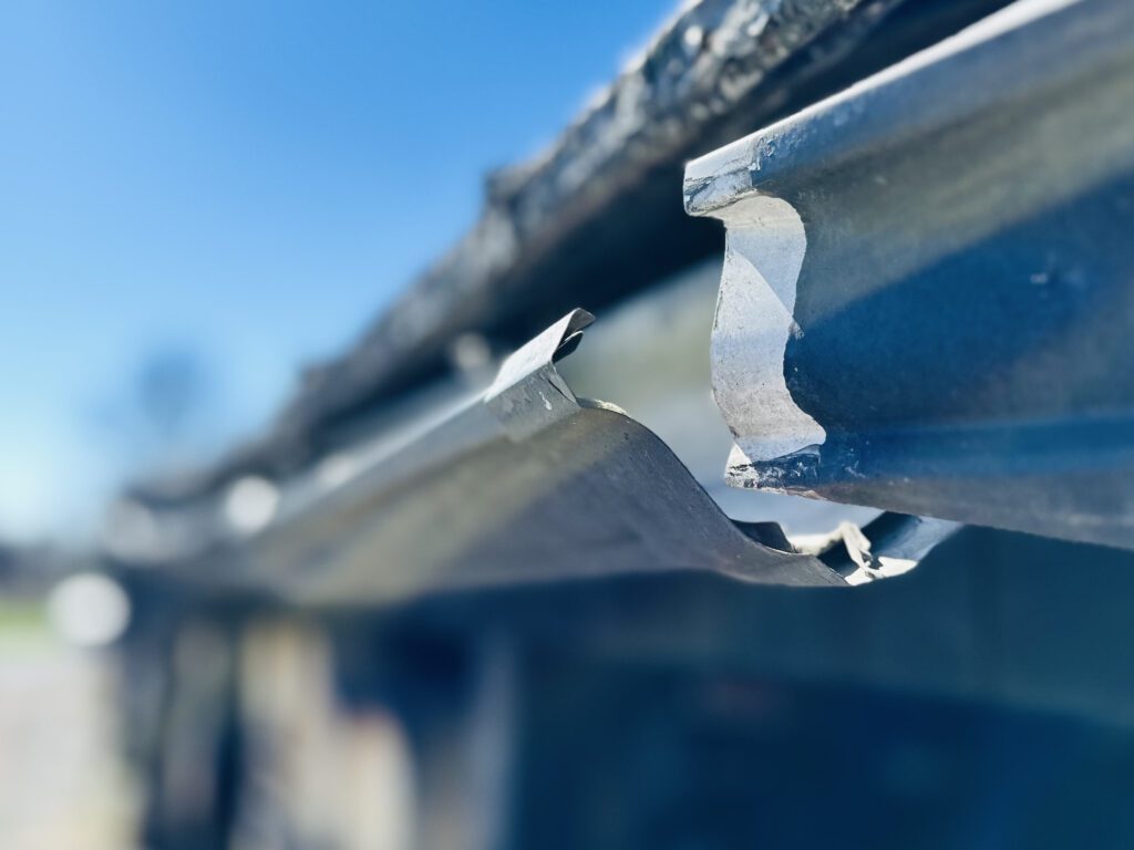 When to Replace Gutters: 7 Signs It's Time for New Gutters (And How to Spot Them) - Unified Home Remodeling Unified Home Remodeling - Call Us At 1-888-631-2131